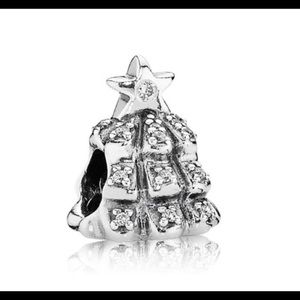 Authentic PANDORA Crystal Lights Christmas Tree
